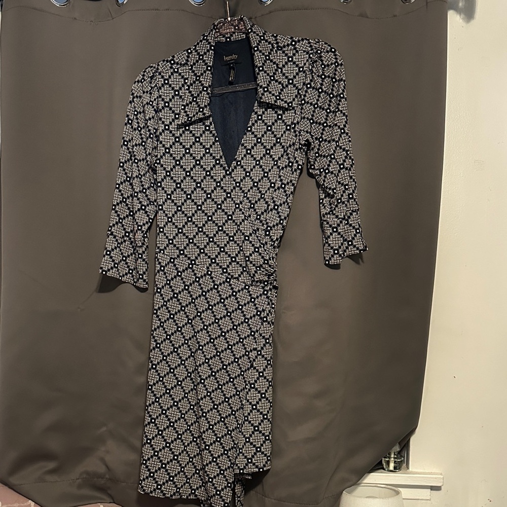 Laundry By Shelli Segal Navy and White Geometric Dress
